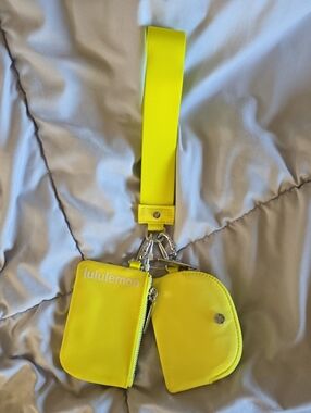 Lululemon Dual Pouch Wristlet